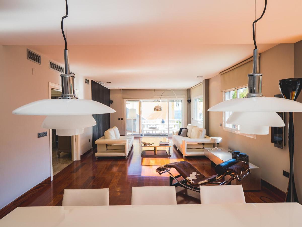 Вілла Cubo'S Gibralfaro House Center Малага Екстер'єр фото
